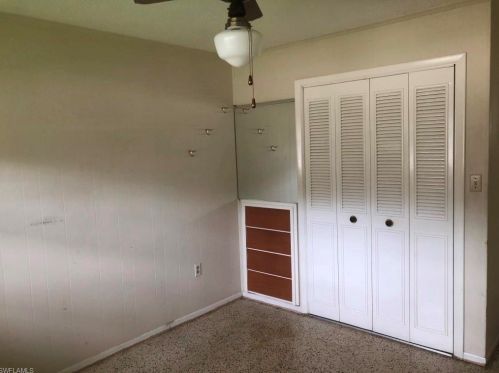 3367 Estey Ave, Naples FL 34104-4068 exterior