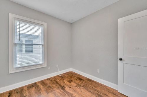 1306 18th Ave, Tampa FL 33605-2639 exterior