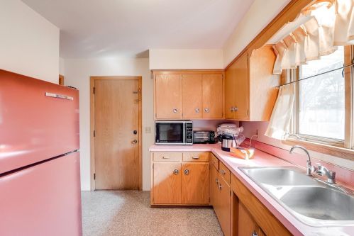 136 20 Ave, South Saint Paul MN 55075-2159 exterior