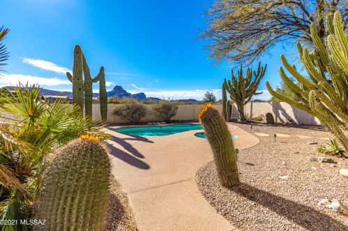8483 Cantora Way, Tucson AZ 85743-5005 exterior