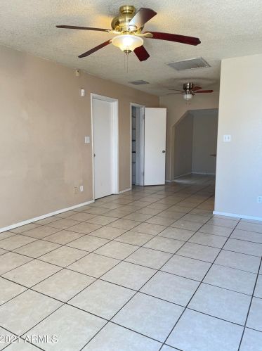 11438 25th Ave, Phoenix, AZ 85029-3443