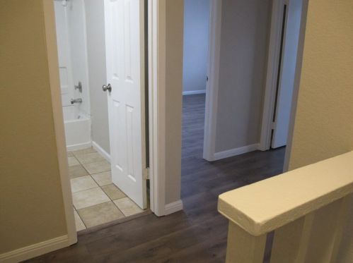 8626 Fireside Dr, Austin TX 78757-7166 exterior