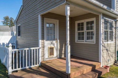 115 Olive St, Huntington Station NY 11746-1028 exterior