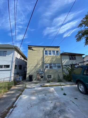 11336 Calumet Ave, Chicago IL 60628-5019 exterior