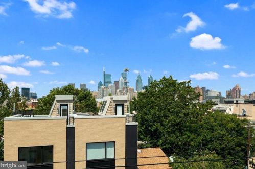 2106 Ellsworth St, Philadelphia PA 19146-2419 exterior