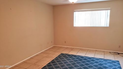 2201 Corrine Dr, Phoenix AZ 85032-7337 exterior