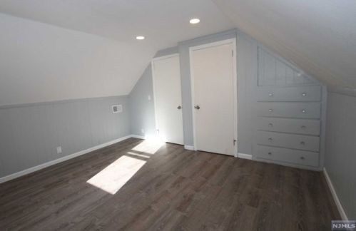 101 Hillside Dr, Paterson NJ  07508-2852 exterior