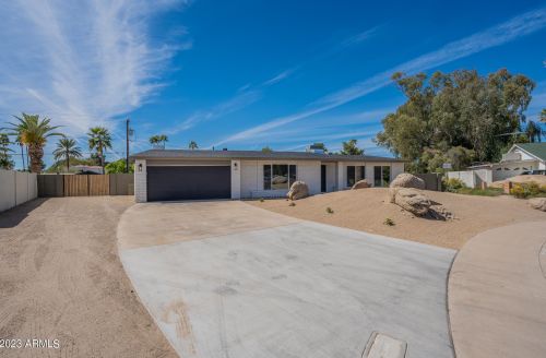 13638 1st St, Phoenix, AZ 85022-4708