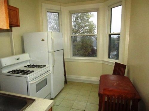 36 Lehigh Ave, Pittsburgh PA 15229-1556 exterior