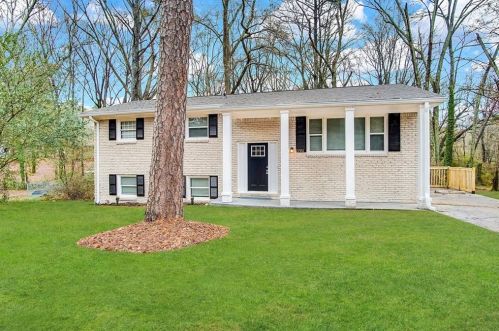 2786 Altaview Dr, Atlanta GA  30354-2156 exterior