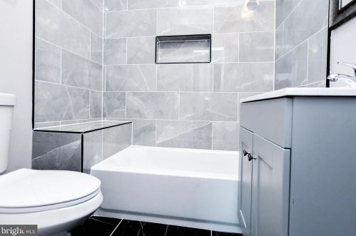 4227 Edson Pl, Washington DC  20019-8023 exterior