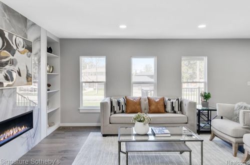 967 Southfield Rd, Bham MI  48009-1625 exterior