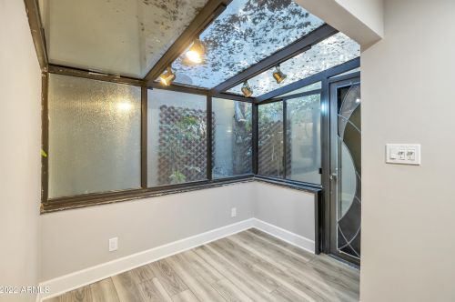 7217 13 Pl, Phoenix AZ 85014-1423 exterior