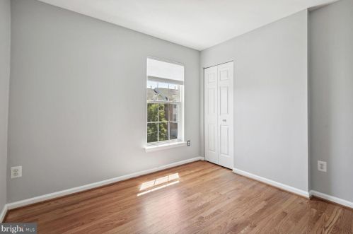 10417 Heathside Way, Rockville MD 20854-6344 exterior