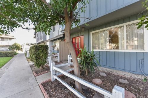 1407 Sycamore Ave, Tustin CA 92780-6279 exterior