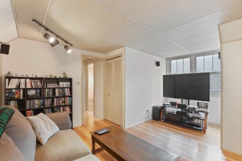 3501 Kildare Ave, Chicago IL 60652-2212 exterior