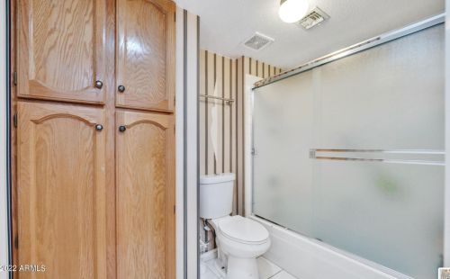 8301 21st Dr, Phoenix AZ 85021-9338 exterior