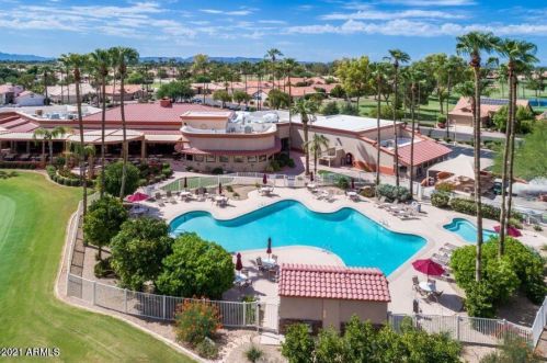 26014 Ribbonwood Dr, Chandler AZ  85248-8852 exterior