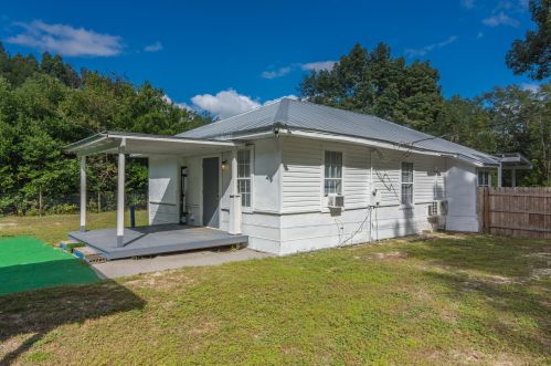 375 Norwood Rd, Defuniak Springs FL 32433-5388 exterior