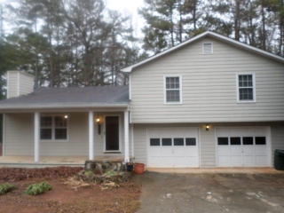 184 Hickory View Dr, Lawrenceville, GA 30046-3129