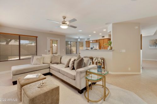 15210 42nd St, Phoenix AZ 85048-7001 exterior