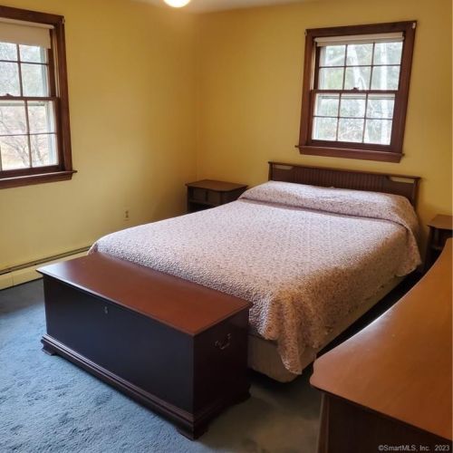 524 Prospect Hl Rd, Windsor CT 06095-1509 exterior