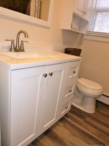 25 Basley Rd, Killingly CT 06239-2010 exterior