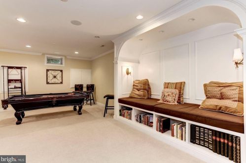 43266 Parkers Rdg Dr, Leesburg VA 20176-5132 exterior