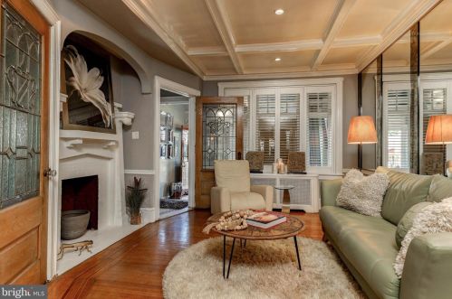 5412 Cedar Ave, Philadelphia PA 19143-1952 exterior