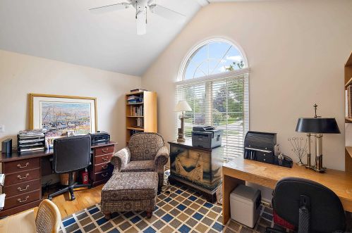 1039 Bloomview Cir, Rochester MI 48307-1728 exterior