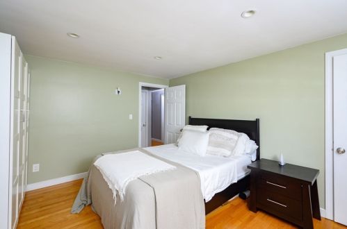 138 Beacon St, Boston MA exterior