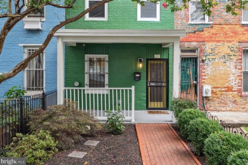 819 9th St, Washington DC  20002-3731 exterior