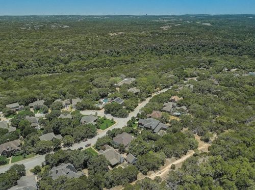 3112 Barton Pt Dr, Austin TX 78733-6345 exterior