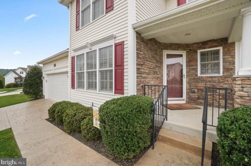 1 Stine Ct, Middletown MD 21769-7878 exterior