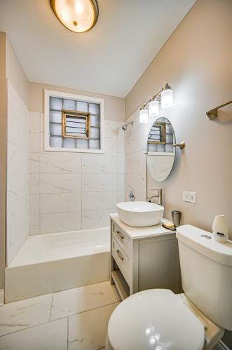 8920 Emerald Ave, Chicago IL  60620-2634 exterior