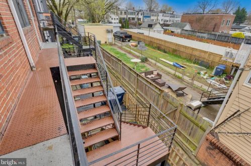 5228 4 St, Washington DC 20003-3481 exterior