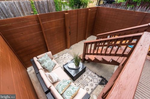 761 Hobart Pl, Washington DC 20001-3811 exterior