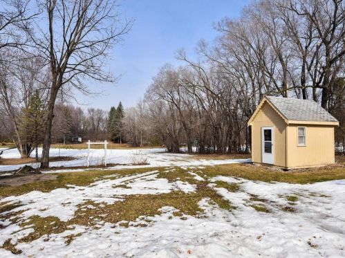 5934 Main St, Maple Plain MN 55359-9359 exterior