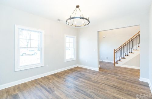 20 Linden Ave, Edison NJ 08817-3208 exterior