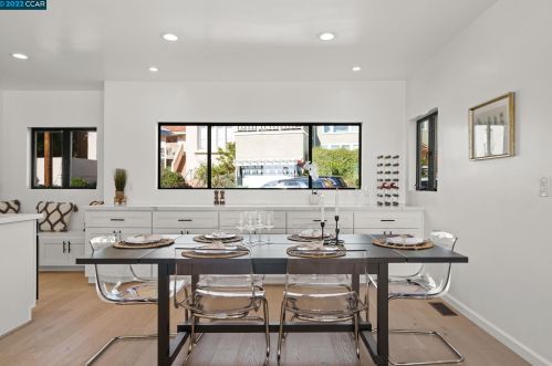 744 Contra Costa Ave, Berkeley CA 94707-1937 exterior