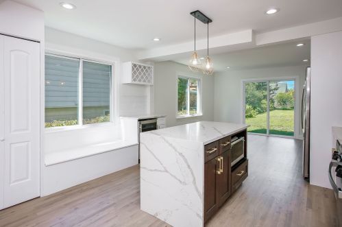 468 Emroy Ave, Elmhurst IL  60126-2019 exterior