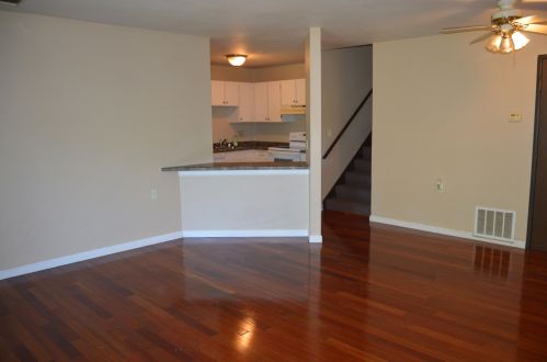 9108 Park Plaza Ct, Milwaukee WI 53223-2126 exterior