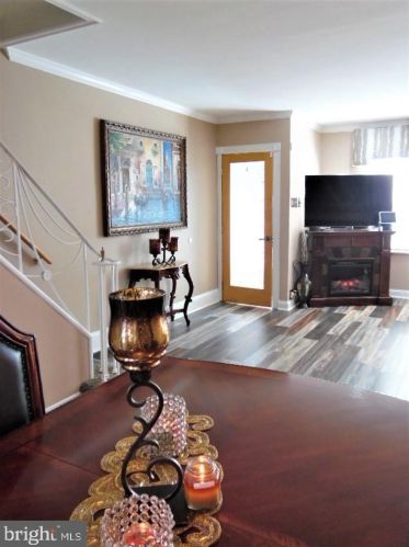 2449 Camac St, Philadelphia PA 19148-4311 exterior