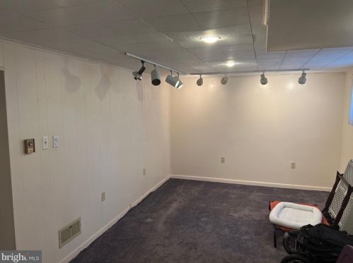 13005 Payson St, Rockville MD exterior