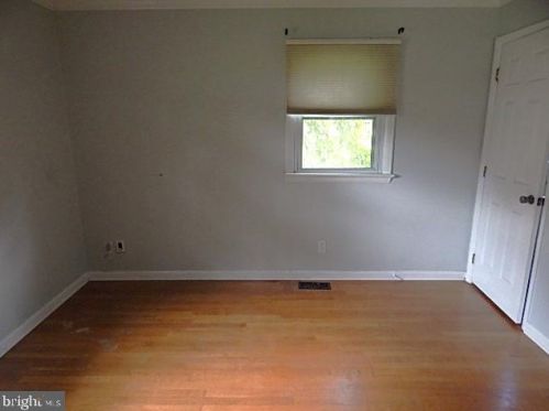 2558 Hillside Dr, Huntingtown MD 20639-9409 exterior