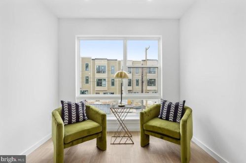 2523 Elvans Rd, Washington DC 20020-3505 exterior