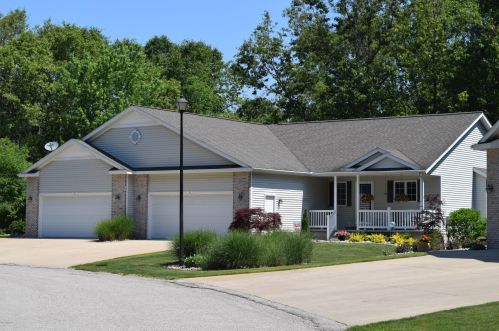 1423 Addison Way, Meskegon, MI 49445-1172