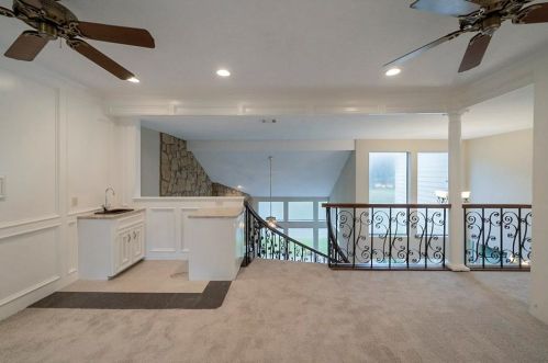 8102 Malardcrest Dr, Humble TX 77346-6127 exterior