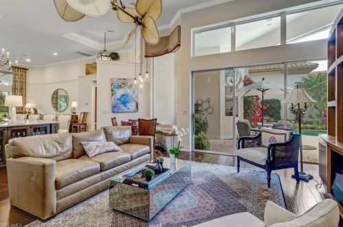 1032 Grand Isle Dr, Naples FL 34108-3325 exterior