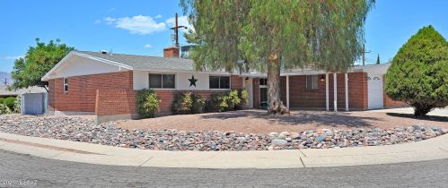 8701 Olympic Club Cir, Tucson, AZ 85710-7913
